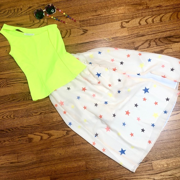 NYLON APPAREL neon yellow one shoulder cut out top - Picture 1 of 4